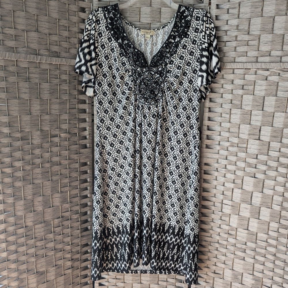 One World Ikat Dress Black White Beaded Crochet Neck Short Sleeve Sz XL Boho